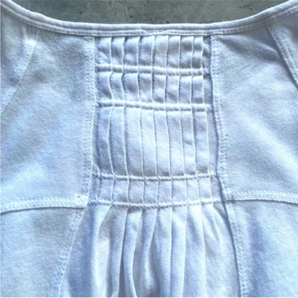 Free People White Cotton Prairie Henley Smocked Top
Size Small - Picture 6 of 9